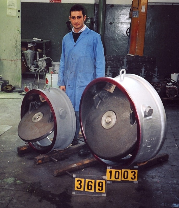 Tilting wafer check valves